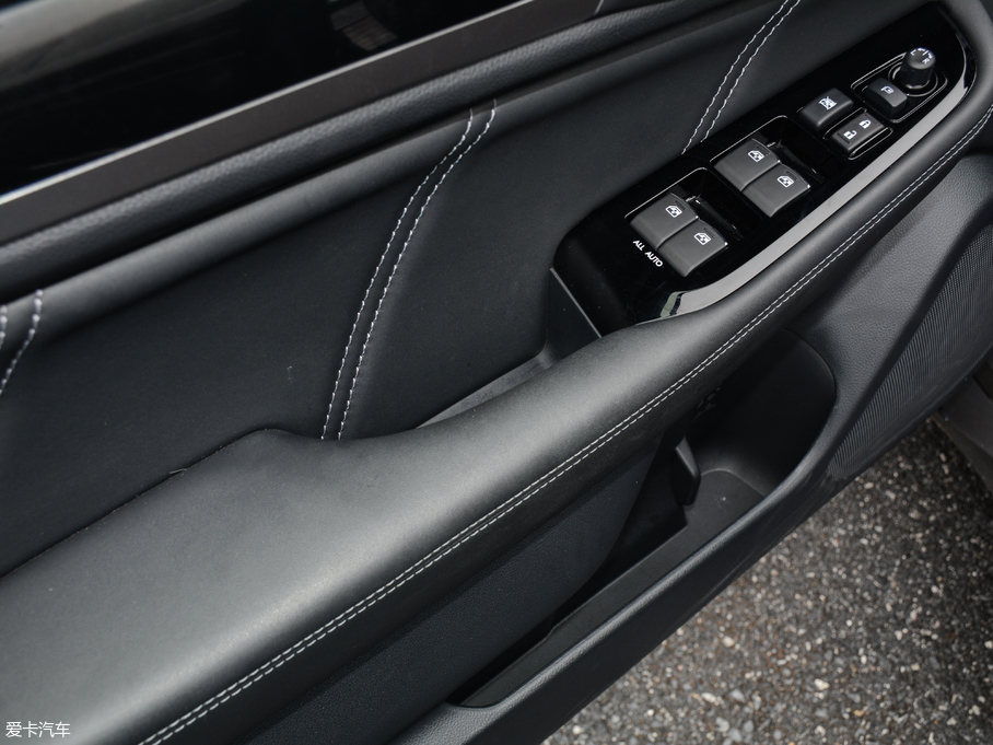 2018 2.5i \ӌ EyeSight