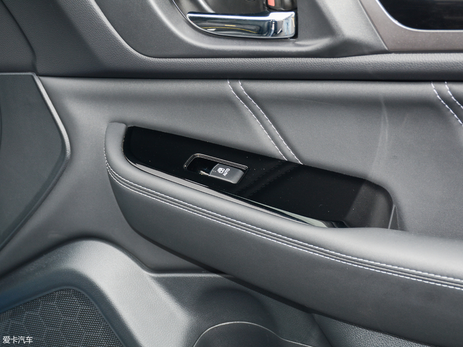 2018 2.5i \ӌ EyeSight