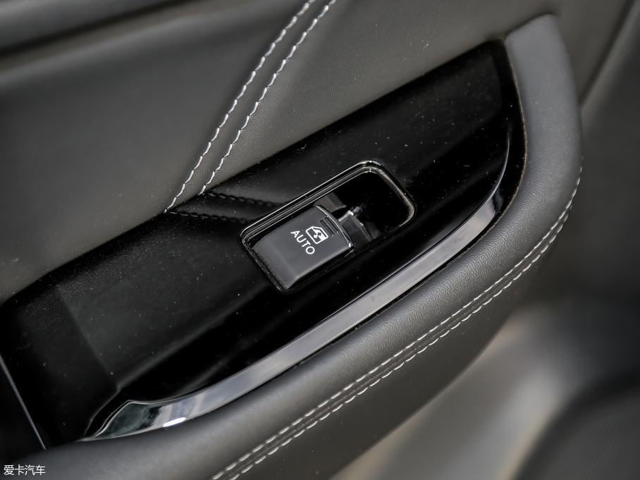 2018 2.5i \ӌ EyeSight