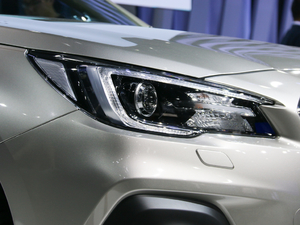 20182.5i \ӌ EyeSight ^