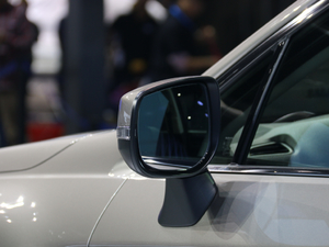 20182.5i \ӌ EyeSight ^