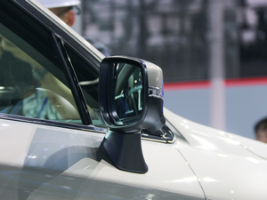 20182.5i \ӌ EyeSight ^