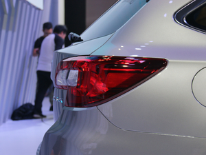 20182.5i \ӌ EyeSight ^