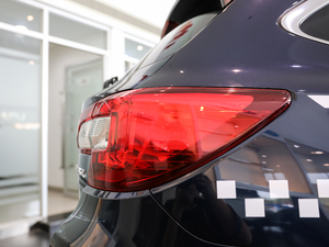 20182.5i AEyeSight ^