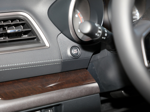 20182.5i AEyeSight п؅^