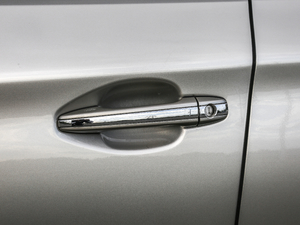 20182.5i \ӌ EyeSight {T