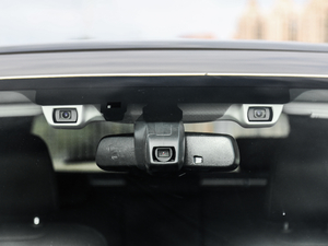 20182.5i \ӌ EyeSight ^