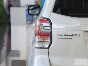 20182.5i AEyeSight ^