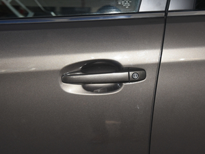 20182.5i AEyeSight {T