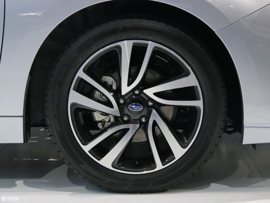 2018{ 2.5i ȫ(q)sҫ EyeSight