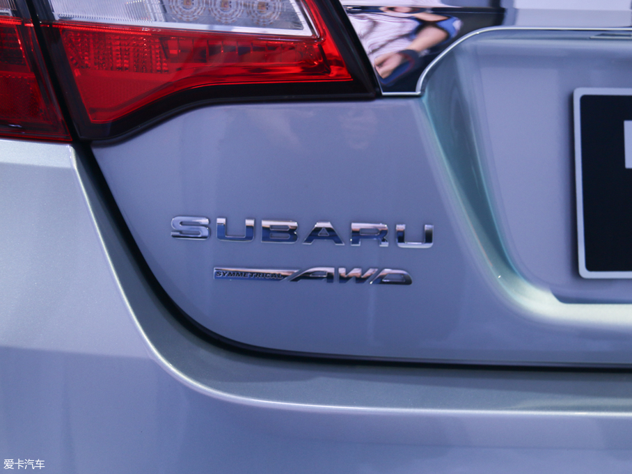 2018{ 2.5i ȫsҫ EyeSight