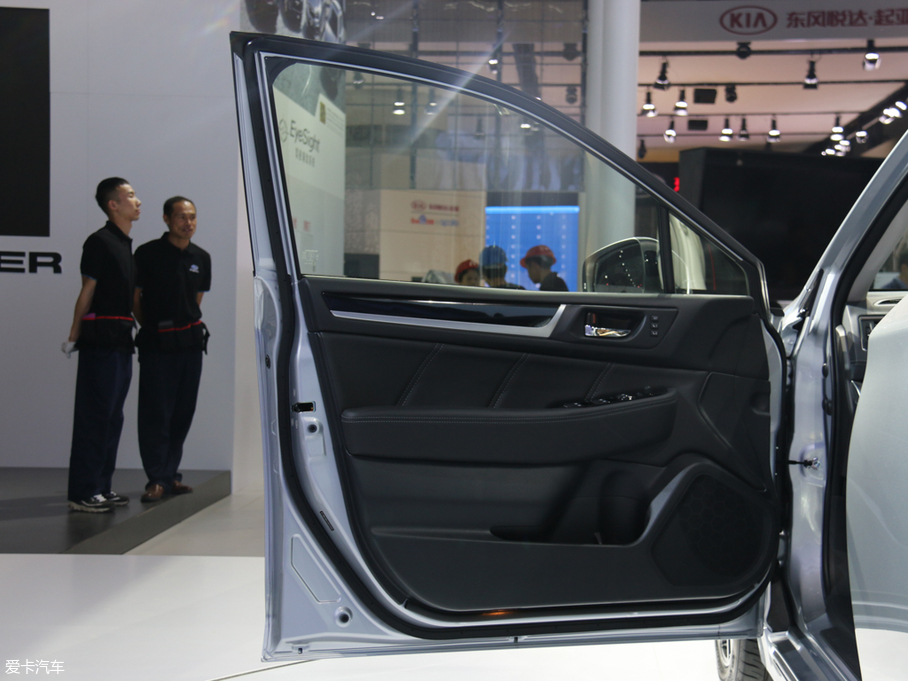 2018{ 2.5i ȫsҫ EyeSight