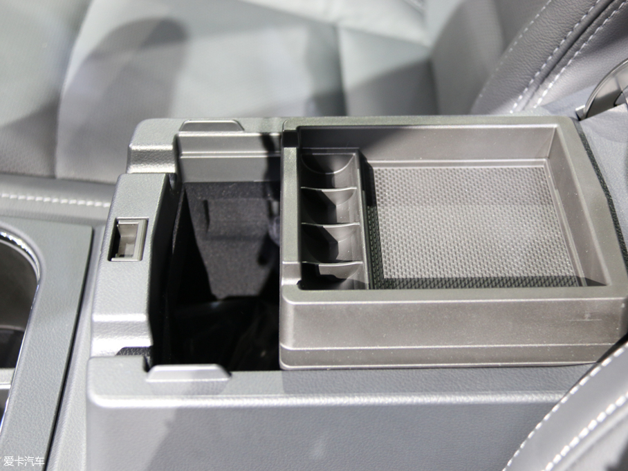 2018{ 2.5i ȫsҫ EyeSight