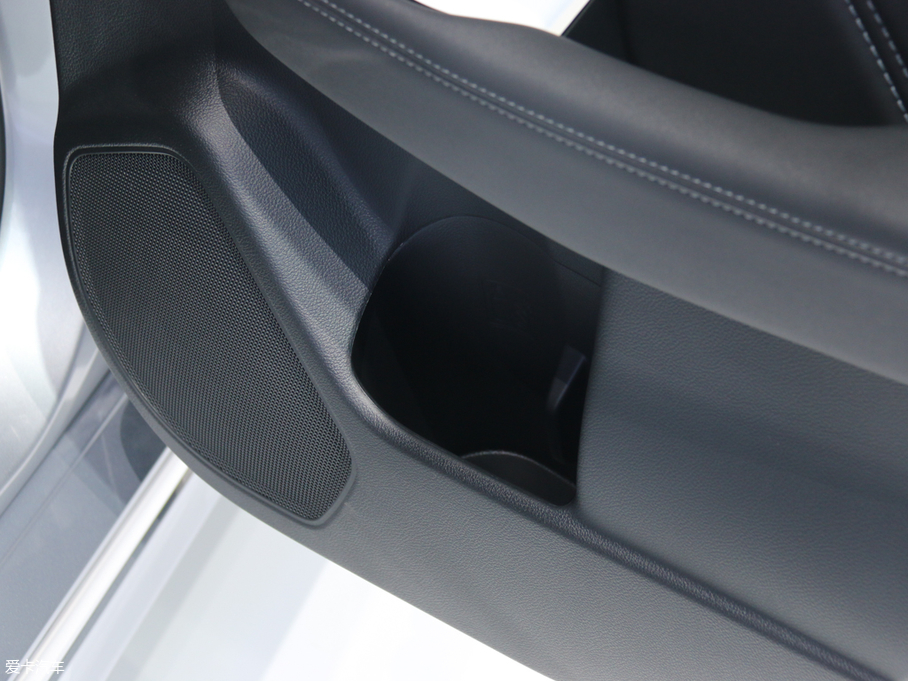 2018{ 2.5i ȫsҫ EyeSight