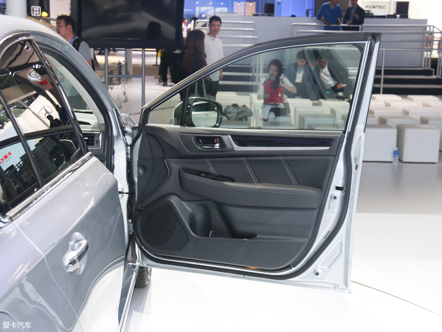 2018{ 2.5i ȫsҫ EyeSight