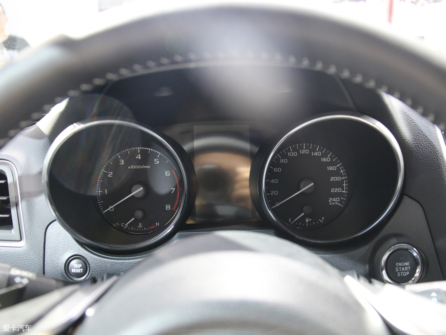 2018{ 2.5i ȫsҫ EyeSight