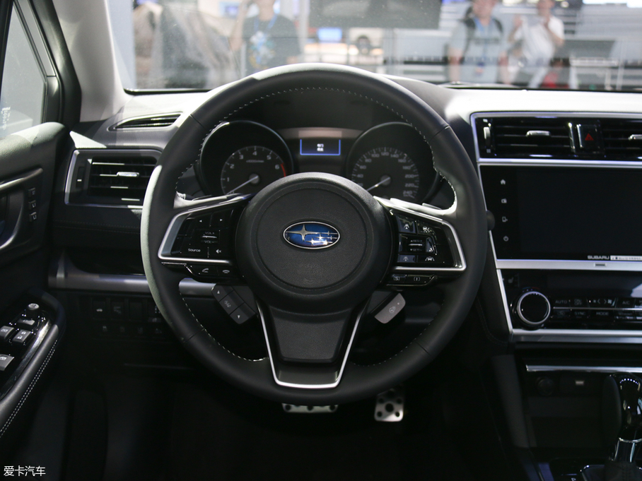 2018{ 2.5i ȫ(q)sҫ EyeSight