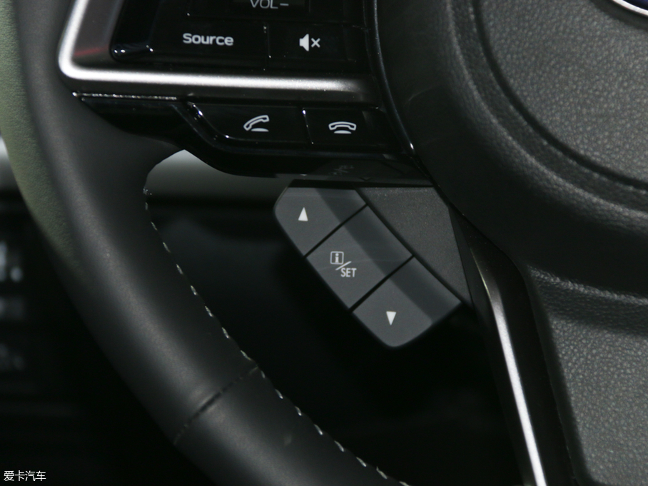 2018{ 2.5i ȫ(q)sҫ EyeSight