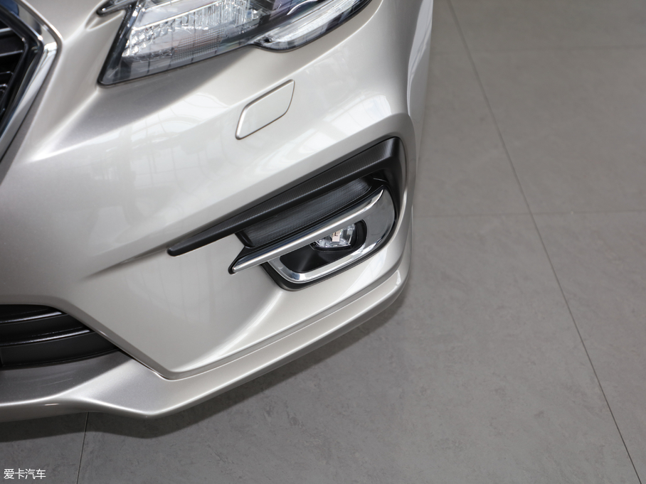 2018{ 2.5i ȫ(q)sҫ EyeSight