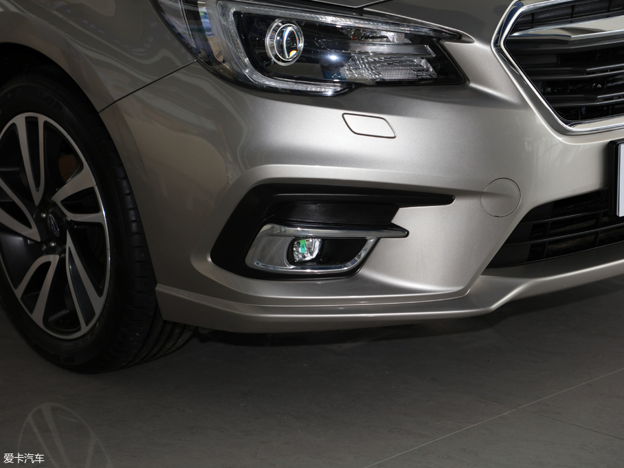 2018{ 2.5i ȫ(q)sҫ EyeSight