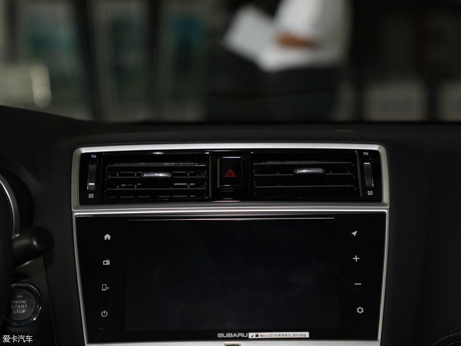 2018{ 2.5i ȫsҫ EyeSight