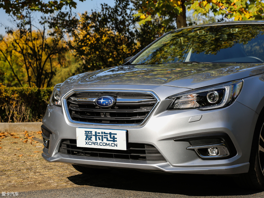 2018{ 2.5i ȫ(q)sҫ EyeSight