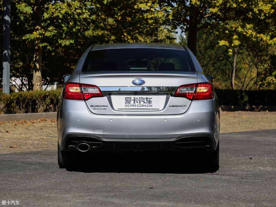 2018{ 2.5i ȫsҫ EyeSight