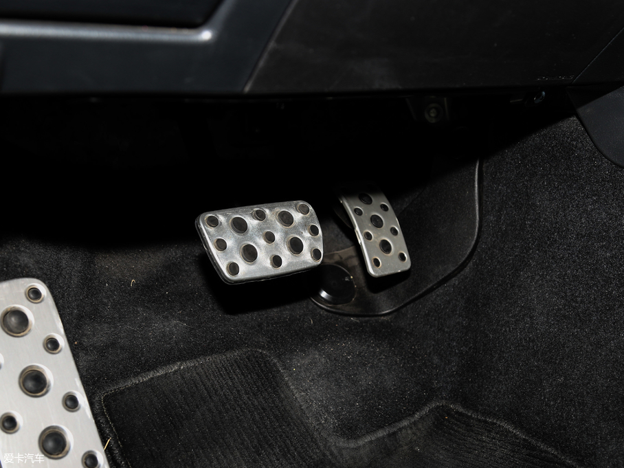 2018{ 2.5i ȫ(q)sҫ EyeSight