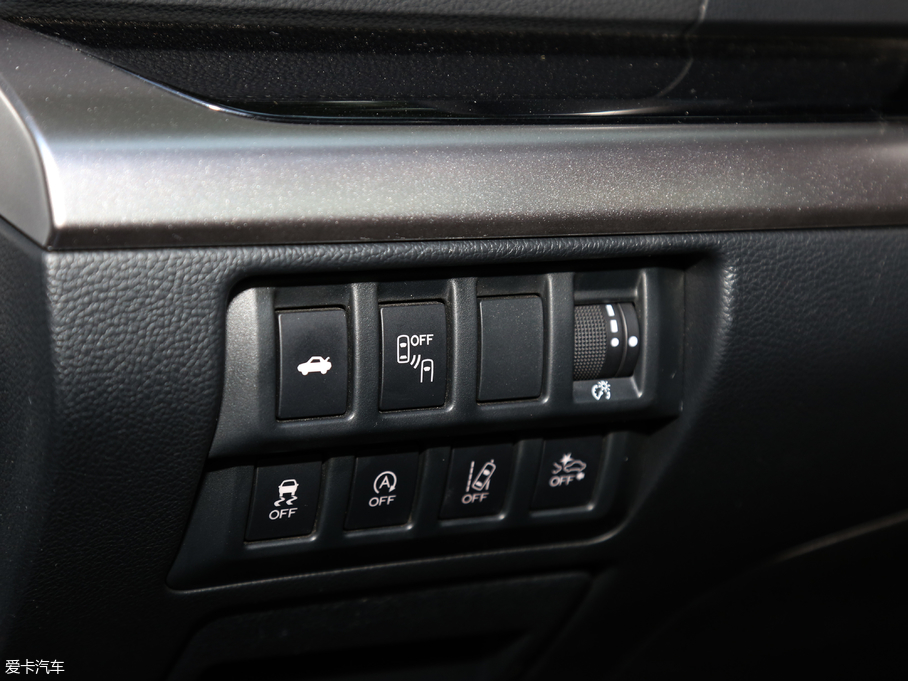 2018{ 2.5i ȫsҫ EyeSight