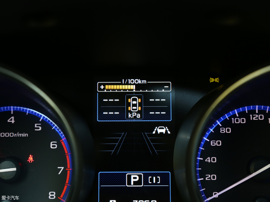 2018{ 2.5i ȫsҫ EyeSight