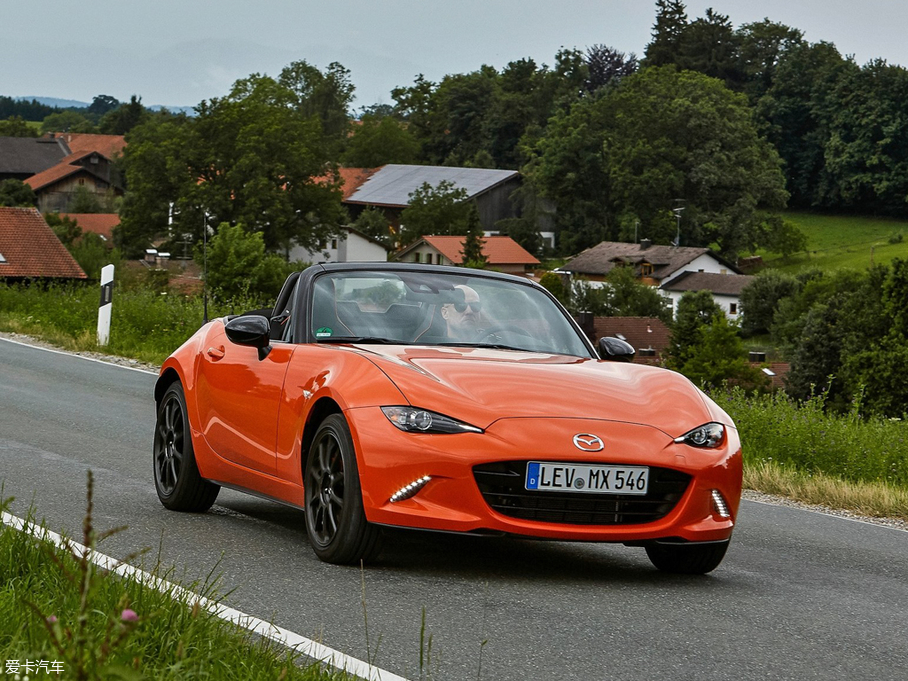 2019R_MX-5 30th Anniversary Edition