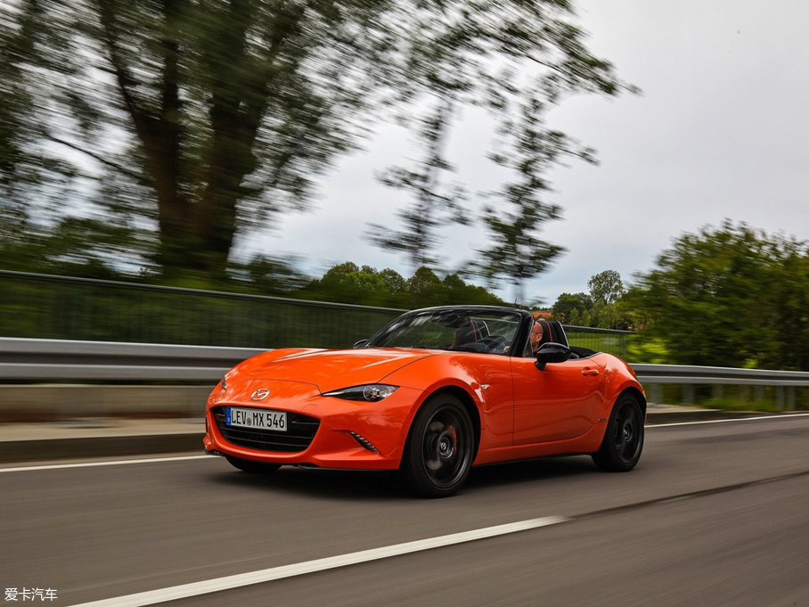 2019R_MX-5 30th Anniversary Edition