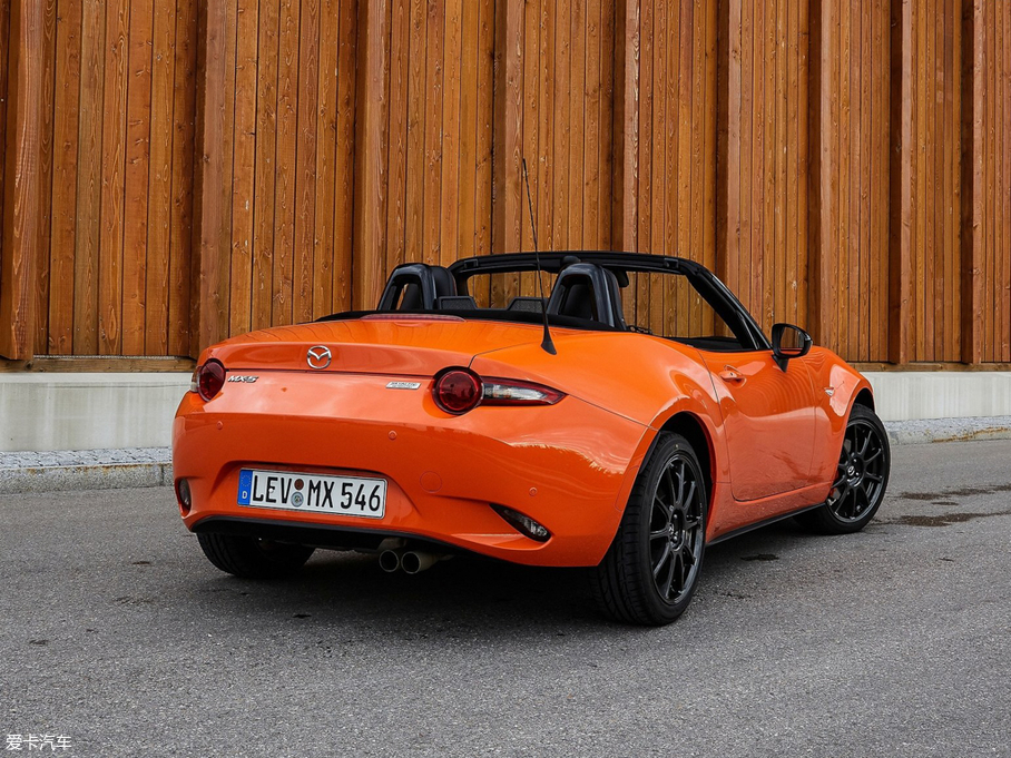 2019R_MX-5 30th Anniversary Edition