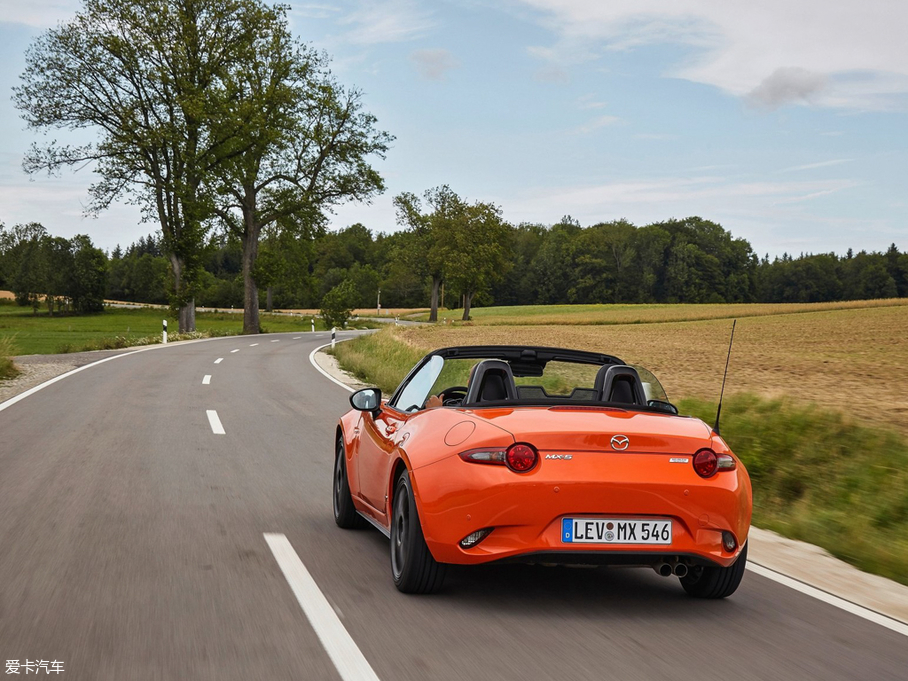 2019R_(d)MX-5 30th Anniversary Edition