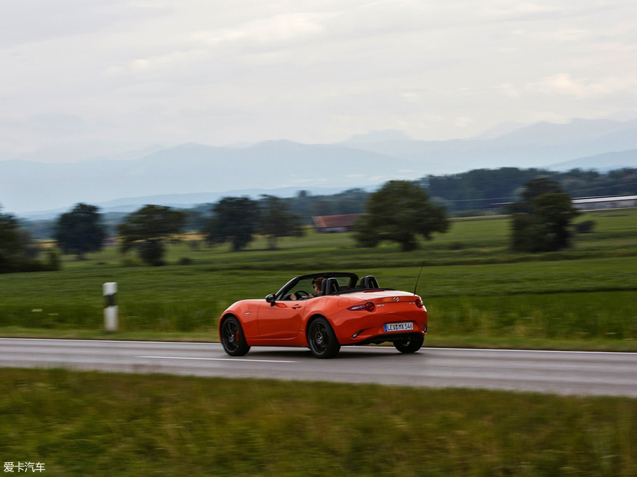 2019R_MX-5 30th Anniversary Edition