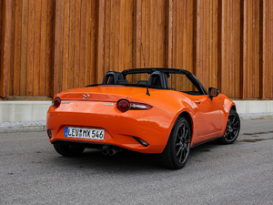 201930th Anniversary Edition w^