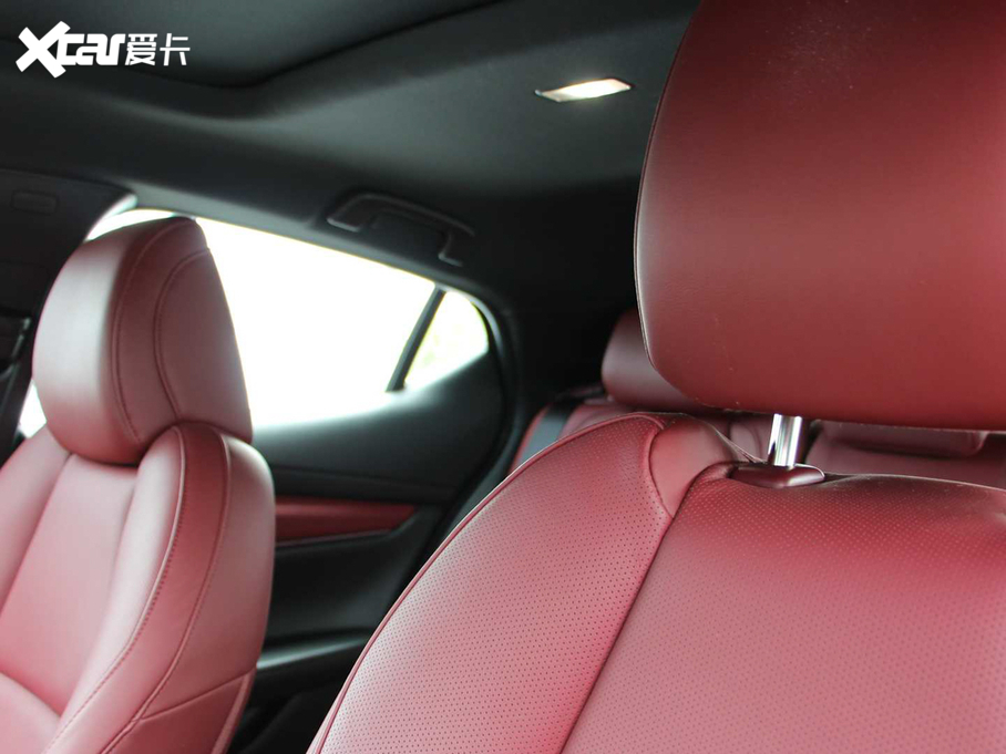 2020R_(d)3(M(jn)) AWD