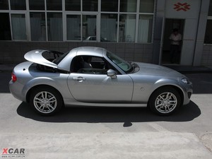 2009R_(d)MX-5 w^
