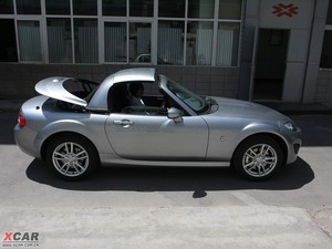 2009R_MX-5 w^