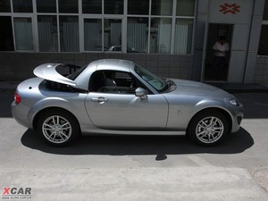 2009R_MX-5 w^