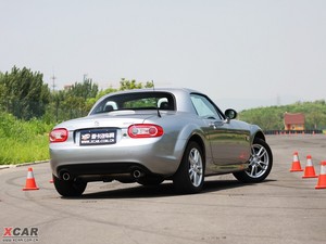2009R_MX-5 w^