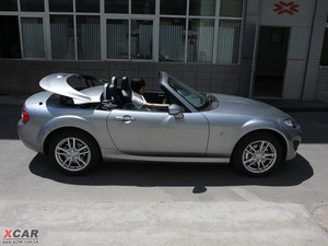 2009R_(d)MX-5 w^