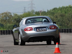 2009R_MX-5 w^