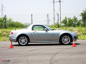 2009R_MX-5 w^