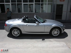 2009R_(d)MX-5 w^