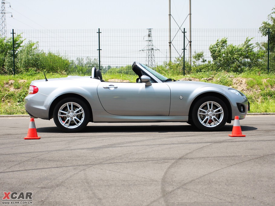 2009R_(d)MX-5 