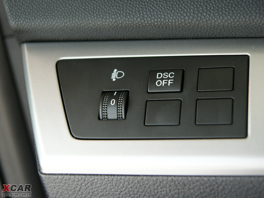 2010R_3(M) 2.0L ԄӺA