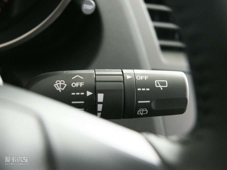 2010R_3(M) 1.6L ԄӺA