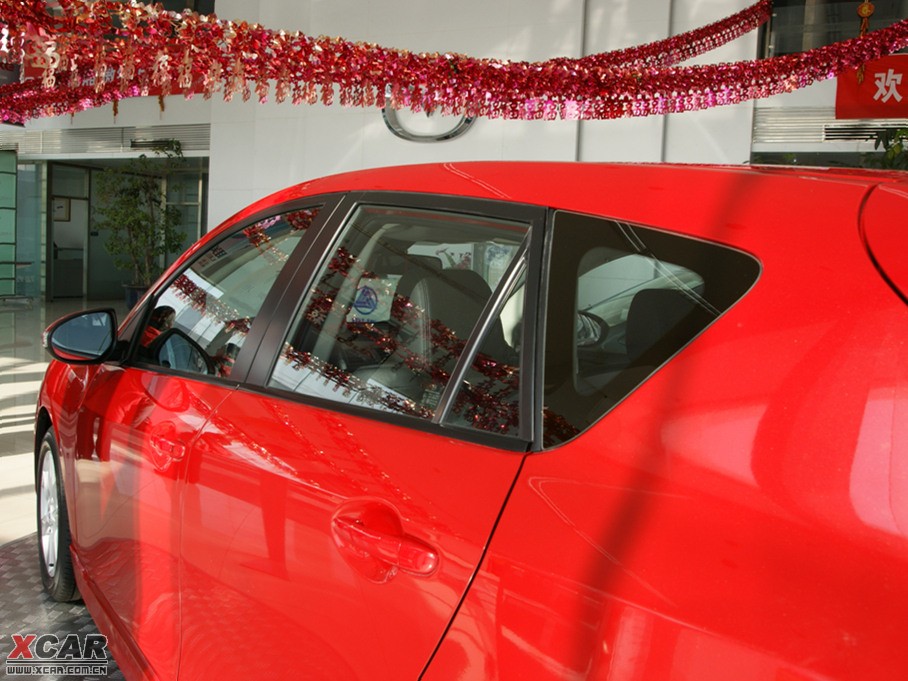 2010R_3(M) 2.0L ԄӺA