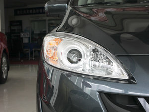 2011款2.0L 自动豪华版 细节外观
